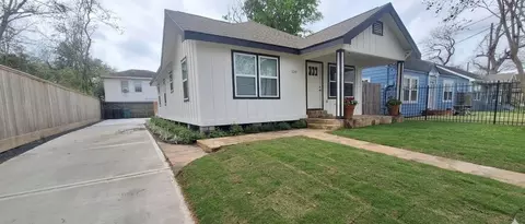5210 Polk St, Houston, TX 77023