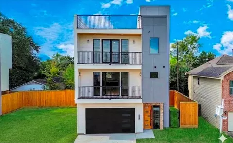 9022 Ferdinand St, Houston, TX 77051