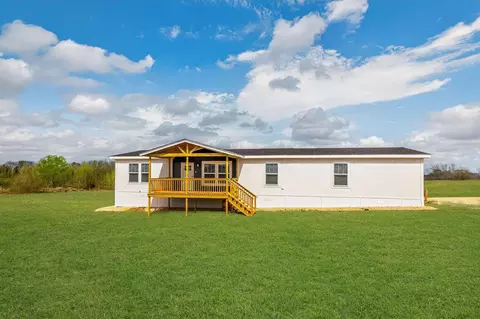 595 Old Phillipsburg Ln, Brenham, TX 77833