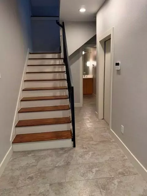 Entry Way - 4700 Austin St, Houston, TX 77004 photo 1 of 1