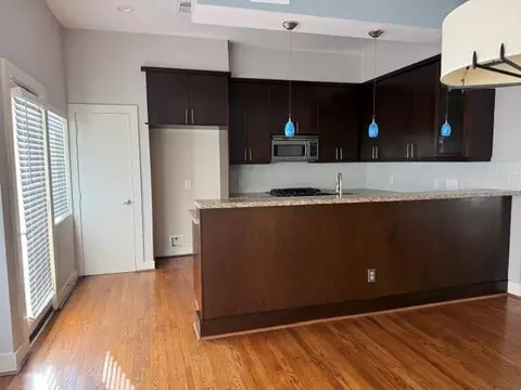 Living - 4700 Austin St, Houston, TX 77004 photo 2 of 2