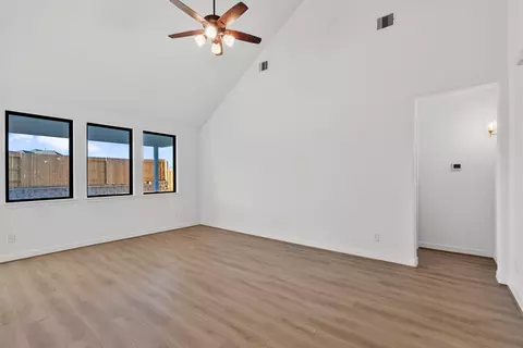 Living - 7914 Jade Crest Dr, Angleton, TX 77515 photo 2 of 2