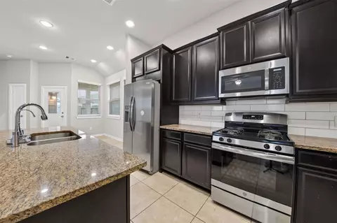 Kitchen - 3114 Auburn Colony Ct, Spring, TX 77386 photo 4 of 4