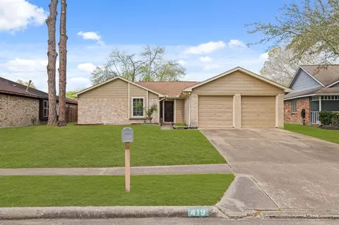 419 Elder Glen Dr, Webster, TX 77598 photo 1
