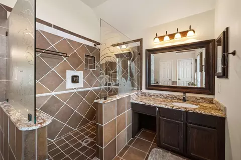 Bath - 25003 Aughton Dr, Spring, TX 77389 photo 3 of 5