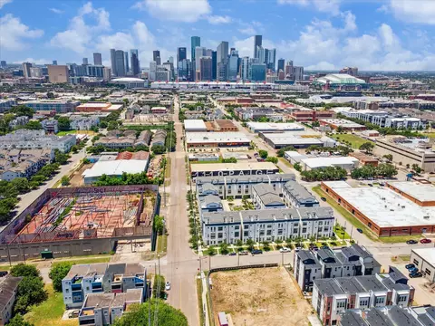 1119 Paige St, Houston, TX 77003