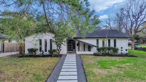 5675 Sylmar Rd, Houston, TX 77081