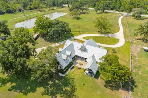 Other - 620 Brit Baily Blvd, Angleton, TX 77515 photo 2 of 15