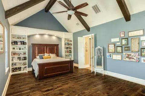 Bedroom - 620 Brit Baily Blvd, Angleton, TX 77515 photo 1 of 5
