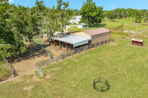 Other - 620 Brit Baily Blvd, Angleton, TX 77515 photo 9 of 15