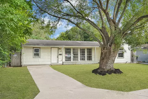 5607 Northridge Dr, Houston, TX 77033