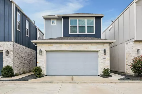 9808 Rugged Oaks Dr, Houston, TX 77080
