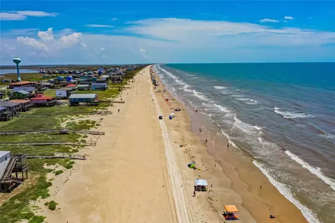 View/Area - 81 Santar Loop, Surfside Beach, TX 77541 photo 6 of 9