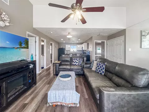Living - 81 Santar Loop, Surfside Beach, TX 77541 photo 2 of 4