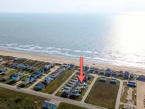 View/Area - 81 Santar Loop, Surfside Beach, TX 77541 photo 3 of 9