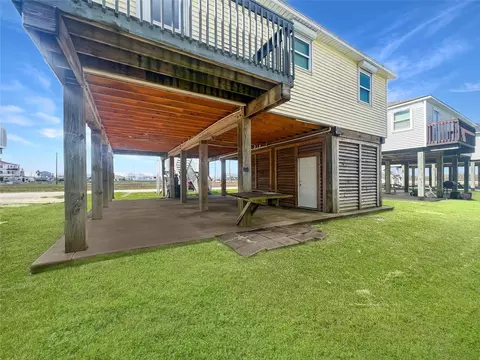 Exterior - 81 Santar Loop, Surfside Beach, TX 77541 photo 6 of 7