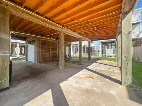 Exterior - 81 Santar Loop, Surfside Beach, TX 77541 photo 1 of 7