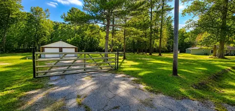 302 Waterfall Dr, Huffman, TX 77336