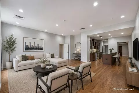 914 Main St #910, Houston, TX 77002