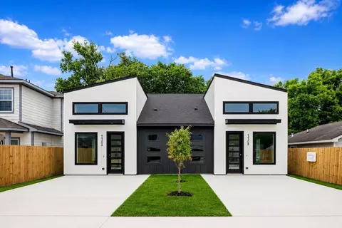 7819 Bowen St #A-B, Houston, TX 77051