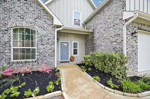 13219 Salem Cir, Montgomery, TX 77356