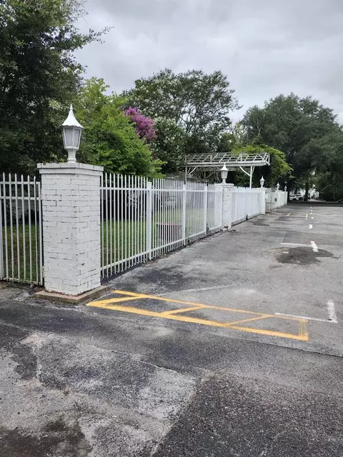 1536 12 Heights Blvd, Houston, TX 77008