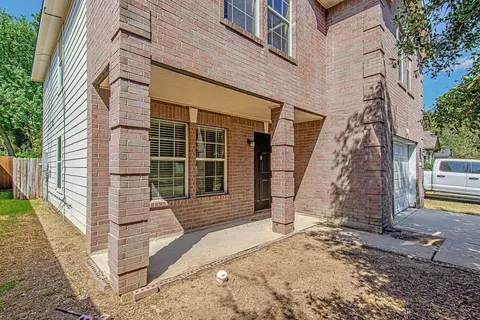 Exterior - 22815 Red Leo Ln, Spring, TX 77389 photo 2 of 4