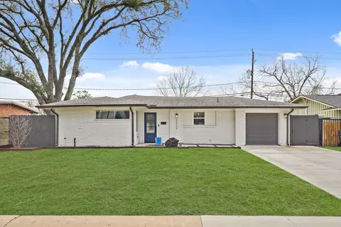 5009 Libbey Ln, Houston, TX 77092