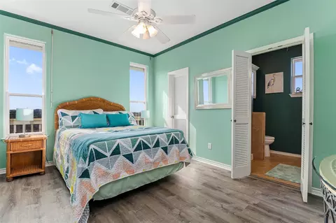 Bedroom - 200 Mobile, Crystal Beach, TX 77650 photo 5 of 10