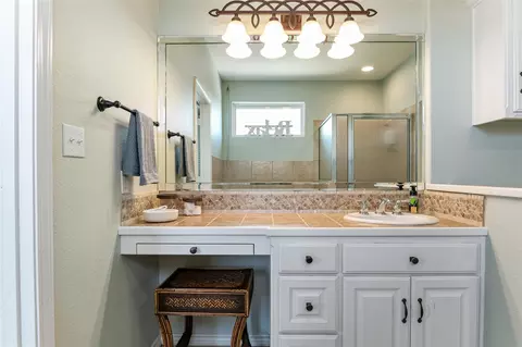 Bath - 200 Mobile, Crystal Beach, TX 77650 photo 4 of 10