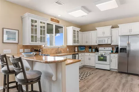 Kitchen - 200 Mobile, Crystal Beach, TX 77650 photo 2 of 5