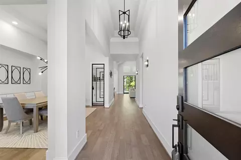 Entry Way - 27720 Hazelbrook Ln, Spring, TX 77386 photo 1 of 2