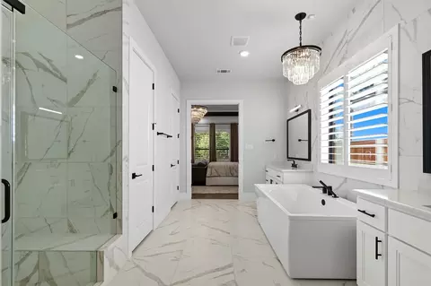 Bath - 27720 Hazelbrook Ln, Spring, TX 77386 photo 2 of 4