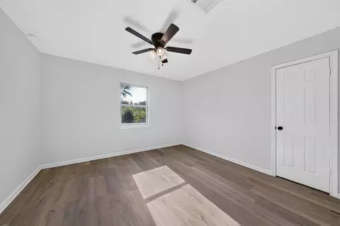 Bedroom - 707 Cranfield Ct, Katy, TX 77450 photo 3 of 7