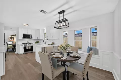 Dining - 707 Cranfield Ct, Katy, TX 77450 photo 5 of 6