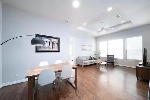 3848 Center St, Houston, TX 77007