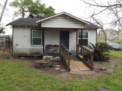 2449 Garwood Dr, Houston, TX 77091