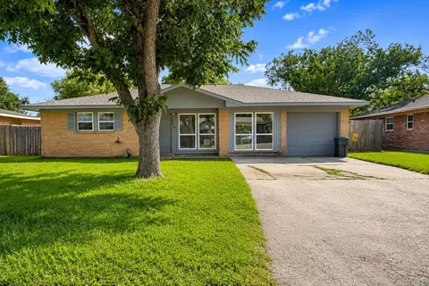 505 Moody Ave, League City, TX 77573