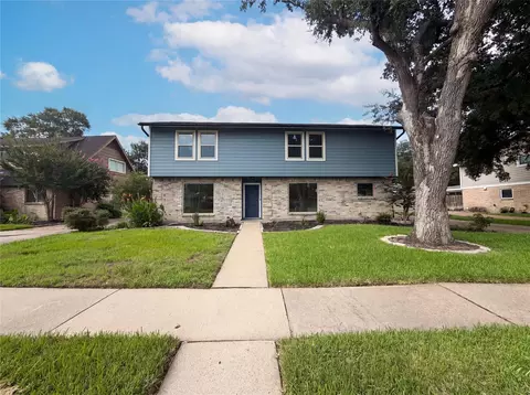 8119 Silent Cedars Dr, Houston, TX 77095