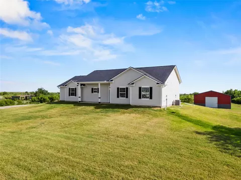 10015 S Redfish Dr, Hitchcock, TX 77563