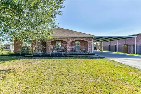 1910 Quinn Rd, Pearland, TX 77581