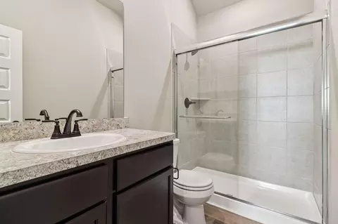 Bath - 16836 Needlepoint Dr, Conroe, TX 77302 photo 1 of 2