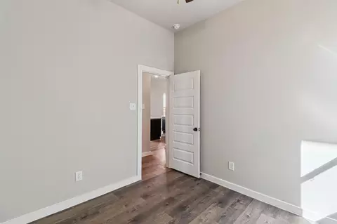 Bedroom - 16836 Needlepoint Dr, Conroe, TX 77302 photo 6 of 6