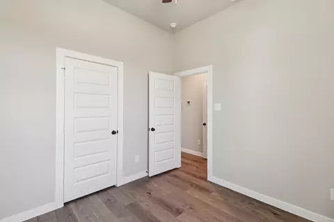 Bedroom - 16836 Needlepoint Dr, Conroe, TX 77302 photo 3 of 6