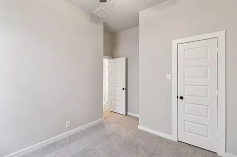 Bedroom - 16836 Needlepoint Dr, Conroe, TX 77302 photo 2 of 6