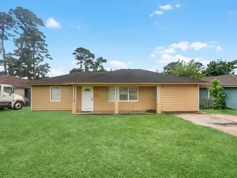 838 Rosewick St, Houston, TX 77015