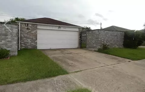 9419 Wellsworth Dr, Houston, TX 77083