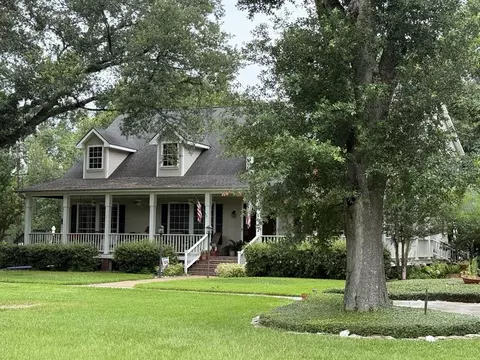6710 Spring Cypress Rd, Spring, TX 77379
