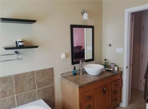 Bath - 231 Memphis Bell, Trinity, TX 75862 photo 4 of 10