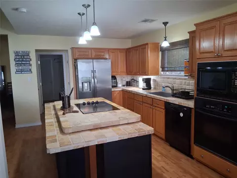 Kitchen - 231 Memphis Bell, Trinity, TX 75862 photo 1 of 3